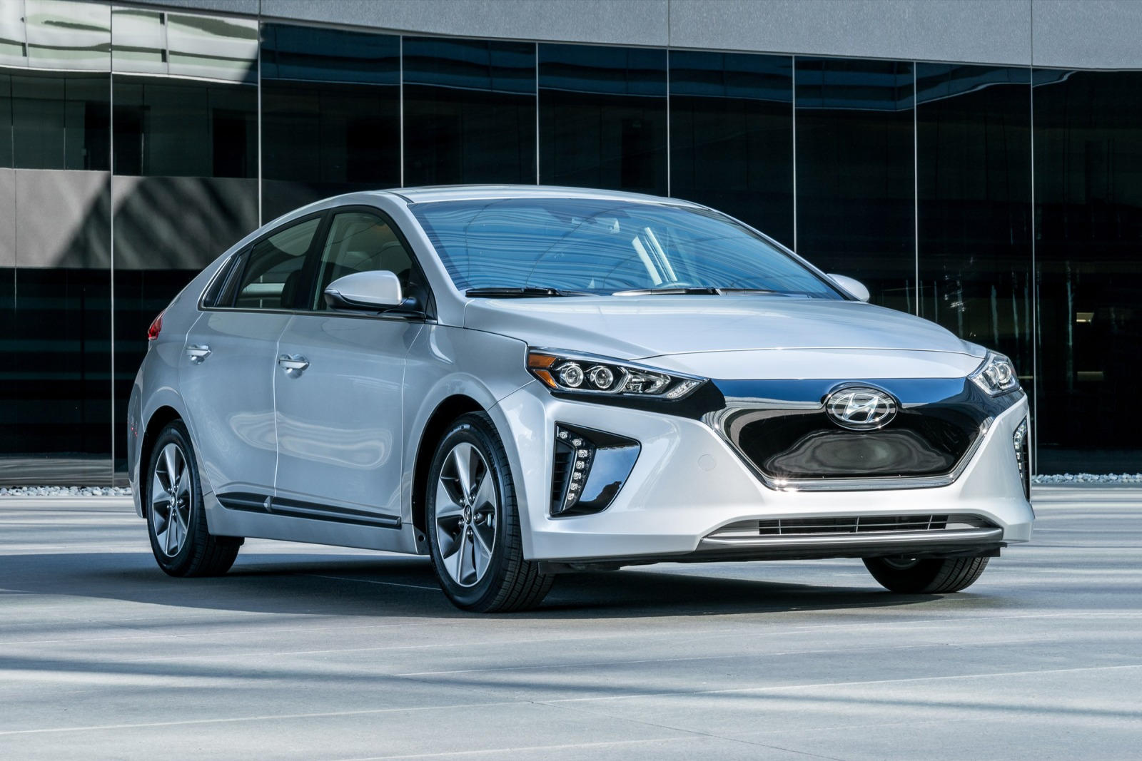 2018 Hyundai Ioniq Electric Review,Trims, Specs and Price CarBuzz