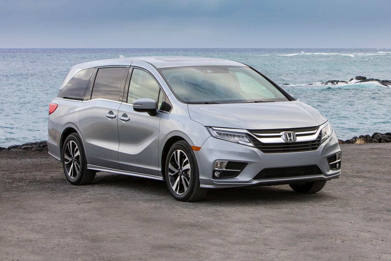 2018 Honda Odyssey Review,Trims, Specs and Price - CarBuzz